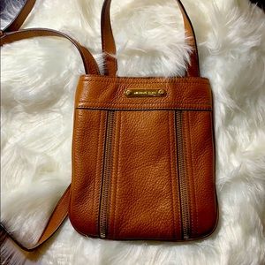 Michael Kors flat crossbody